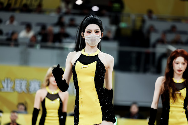 2025-2026����CBA������4�֣��㽭���˶�vs�Ϻ����� ���򱦱���������