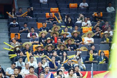 2025-2026����CBA������33�֣��㶫������vs���տϵ��� ���Կ�̨����