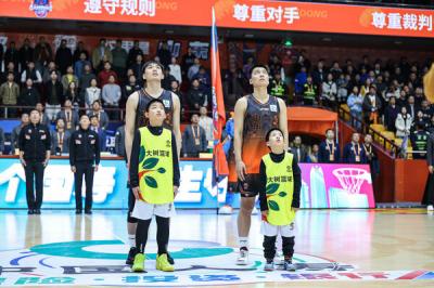 2025-2026����CBA������24�֣�ɽ������vs���տϵ��� ������ʽ��Ա�쳪����