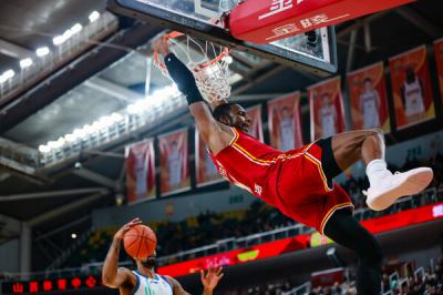 2025-2026����CBA������35�֣�ɽ���ھ�97��100���ൺ��ɽơ��