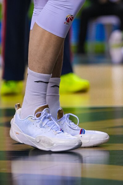 2025-2026����CBA������14�֣��Ͼ���֮��vs�㶫������ ��������Ь	