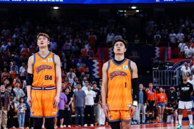 2025-2026����CBA�ܾ�����2�����Ϻ�����vs�㽭����֤ȯ ������ʽ��Ա�쳪����