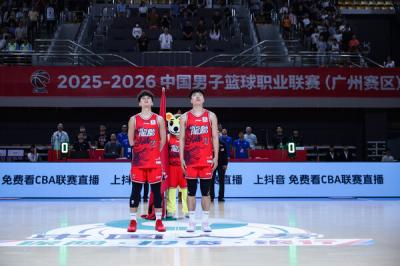 2025-2026����CBA������36�֣��������ĺ���vs�������� ������ʽ��Ա�쳪����