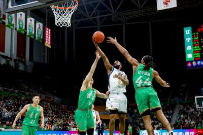 2025-2026����CBA������35�֣���������106��64ʤ�Ĵ���Ⱦ�ҵ