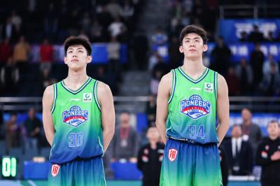 2025-2026����CBA������39�֣����������vs�Ĵ���Ⱦ�ҵ ������ʽ��Ա�쳪����