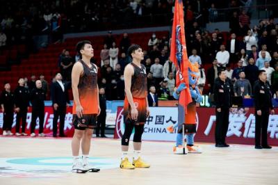 2025-2026����CBA������14�֣�ɽ������vs����ɽ������ ������ʽ��Ա�쳪����