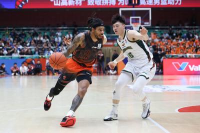 2025-2026����CBA������38�֣�ɽ������75��80���������� 