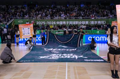 2025-2026����CBA������36�֣��Ͼ���֮��vs�����ع� ������չʾ��������