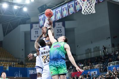 2025-2026����CBA������30�֣����������95��102���㽭����֤ȯ