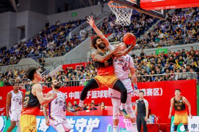 2025-2026����CBA������35�֣����տϵ���89��88ʤ�����ع�