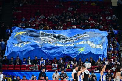 2025-2026����CBA������39�֣���������vs�ൺ��ɽơ�� ���Գ��߹�ս