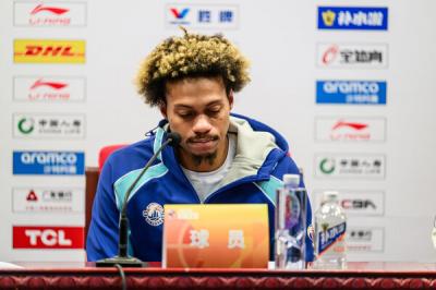 2025-2026����CBA������36�֣��ൺ��ɽơ��100��105���㶫������ �������ŷ�����