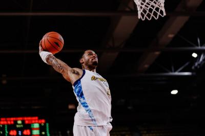 2025-2026����CBA������35�֣��������ĺ���81��88���㽭����֤ȯ