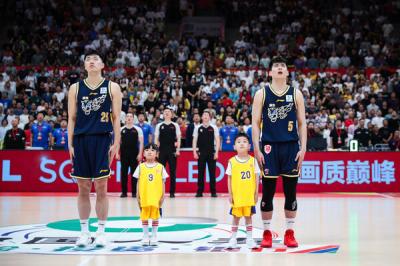 2025-2026����CBA������39�֣��㶫������vs������� ������ʽ��Ա�쳪����