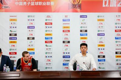 2025-2026����CBA������35�֣�ɽ���ھ�97��100���ൺ��ɽơ�� �������ŷ�����