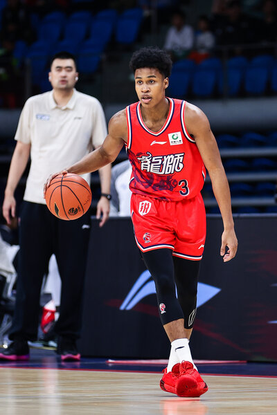 2025-2026����CBA������24�֣��������ĺ���vs������� ��������Ь